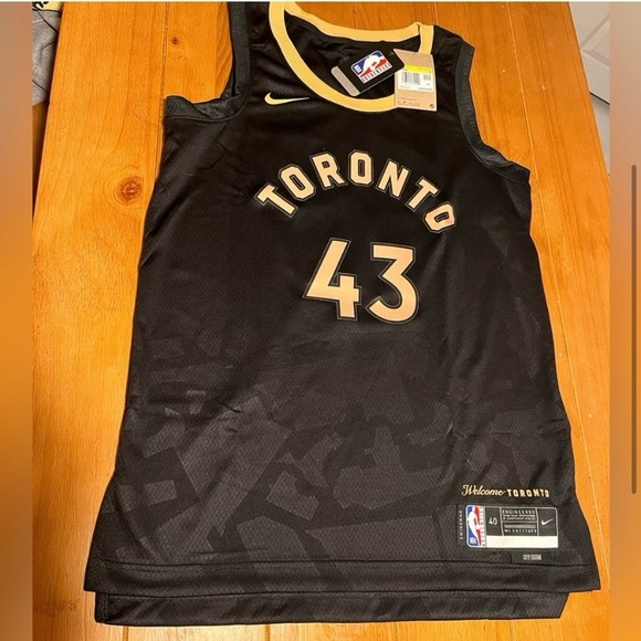 It is a new and athletic jersey pls buy - Picture 4 of 4